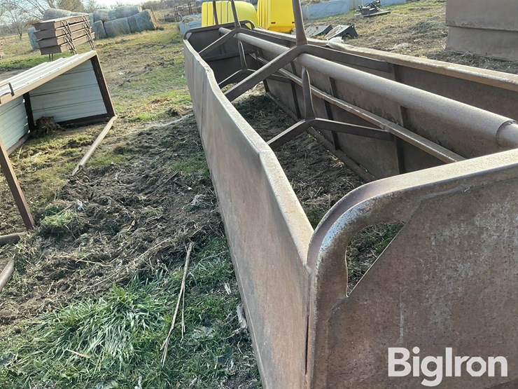steel-bottomless-feed-bunks-image-9
