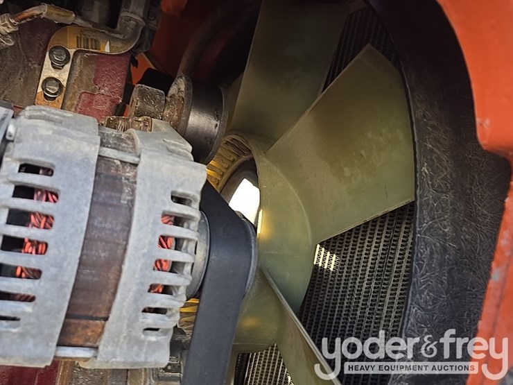 2016-sky-trak-8042-image-77