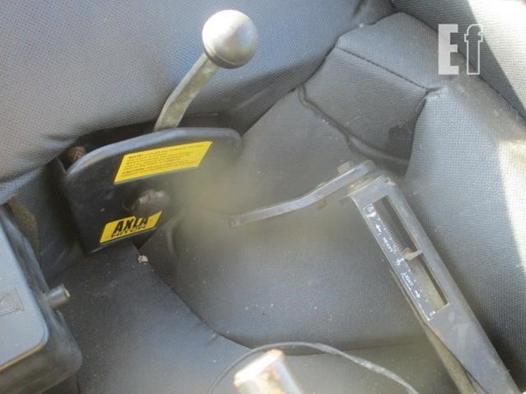 john-deere-4040-image-2