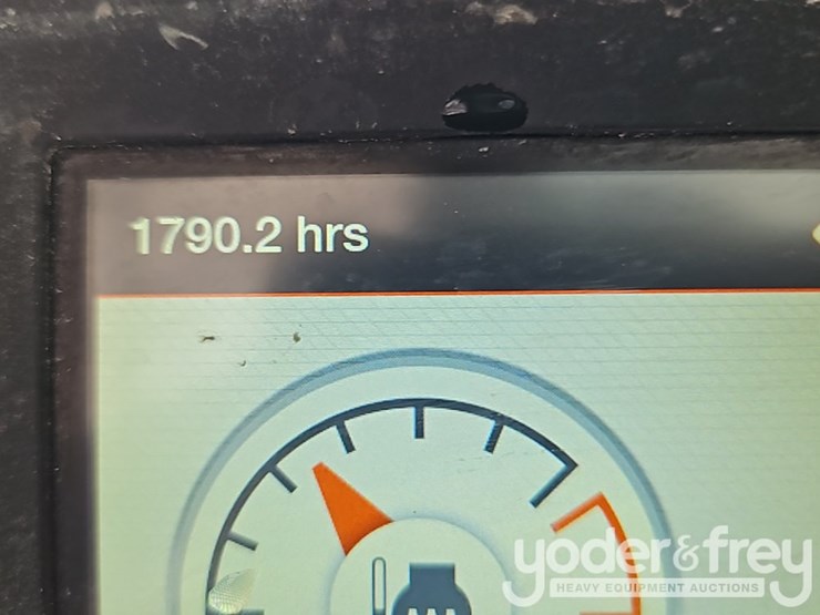 2021-bobcat-s76-image-27