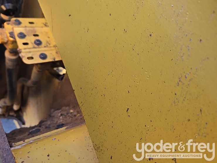 2016-caterpillar-950m-image-86