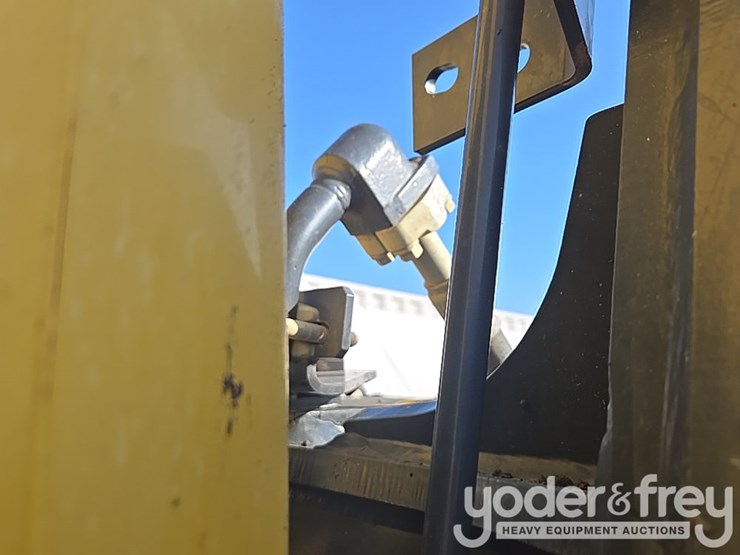 2018-komatsu-wa200-8-image-73