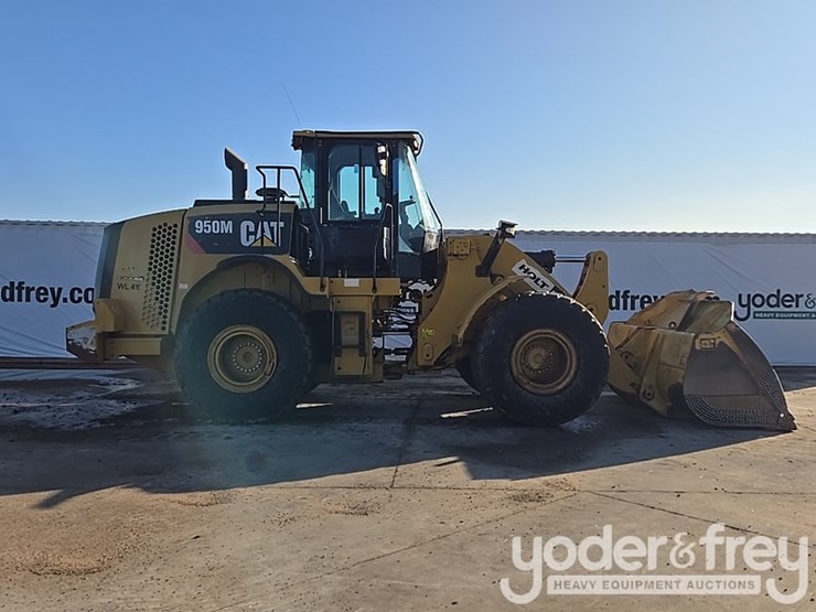 2016-caterpillar-950m-image-6