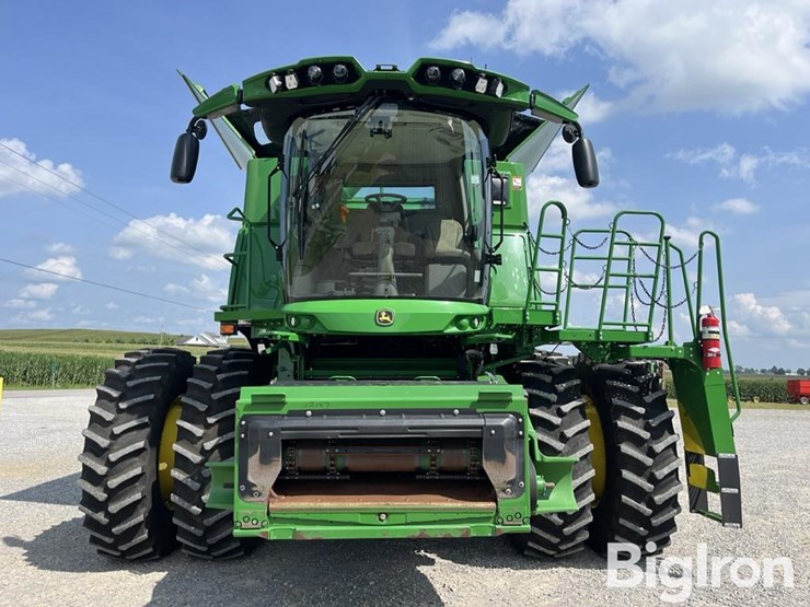2024-john-deere-s780-image-2