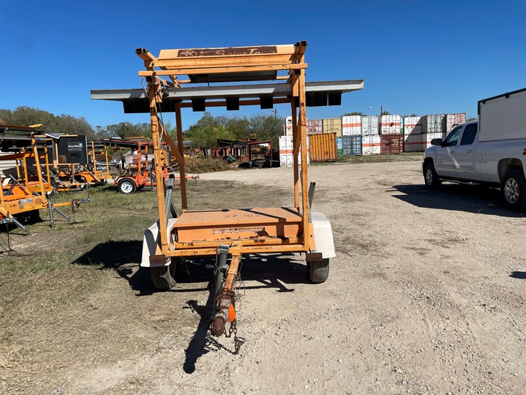 #6324-•-2000-solar-tech-arrow-board-(trailer-#37102),-(no-title)-image-3