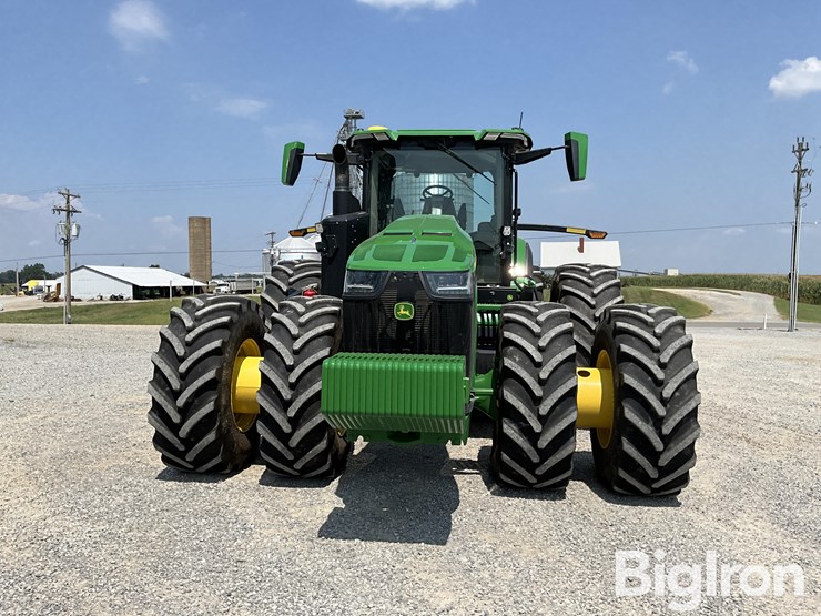2024-john-deere-8r-370-image-2
