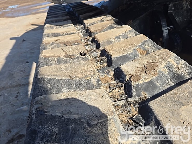 2022-yanmar-vio80-image-28