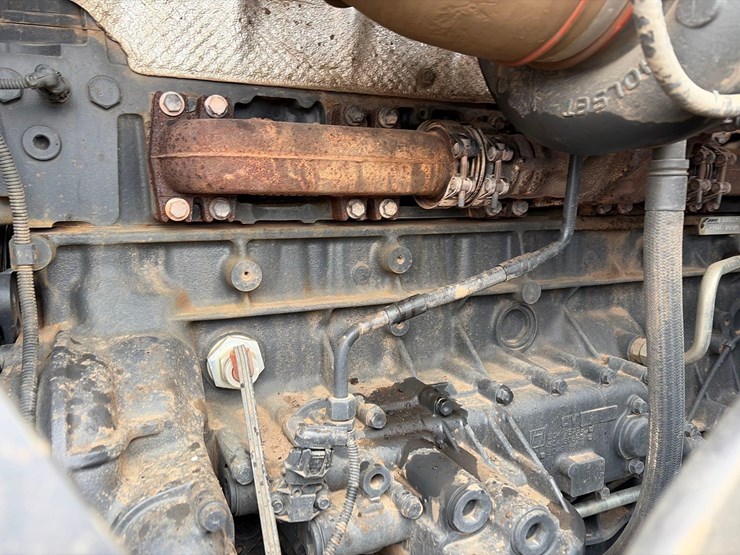 2012-case-ih-400-image-34