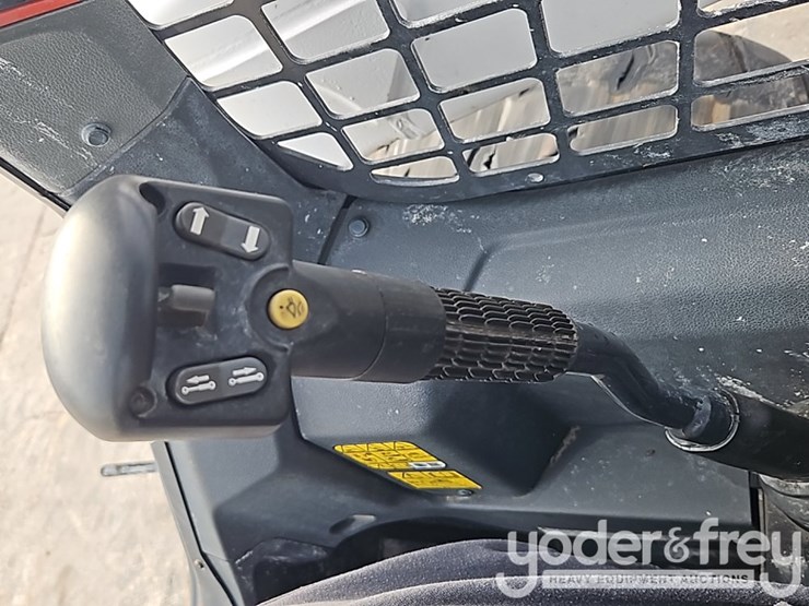 2021-bobcat-s76-image-22