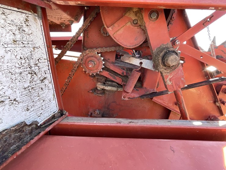 2001-hesston-4590-image-19