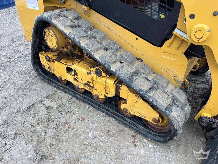2019-caterpillar-249d-image-14