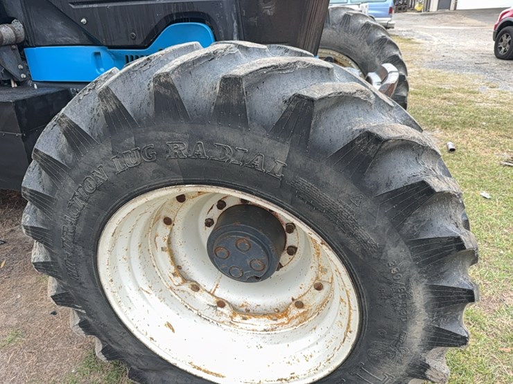 new-holland-8770-image-5