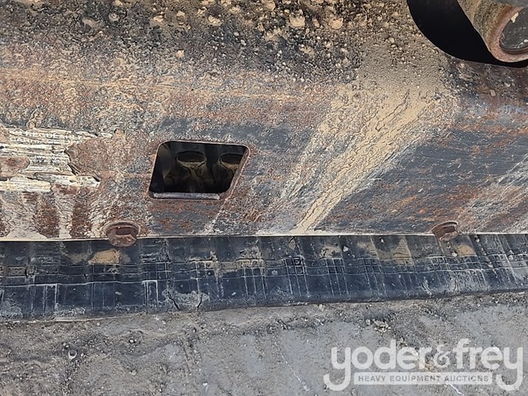 2019-deere-35g-image-22