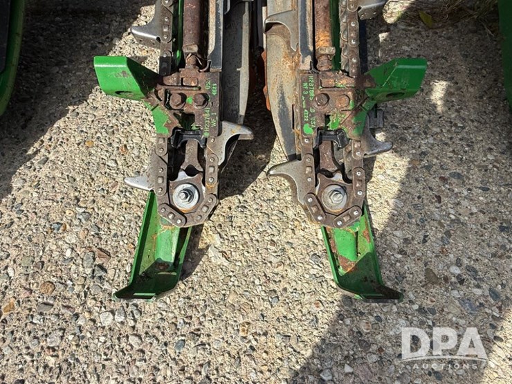 2014-john-deere-616c-image-25