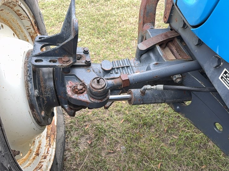 new-holland-8770-image-17