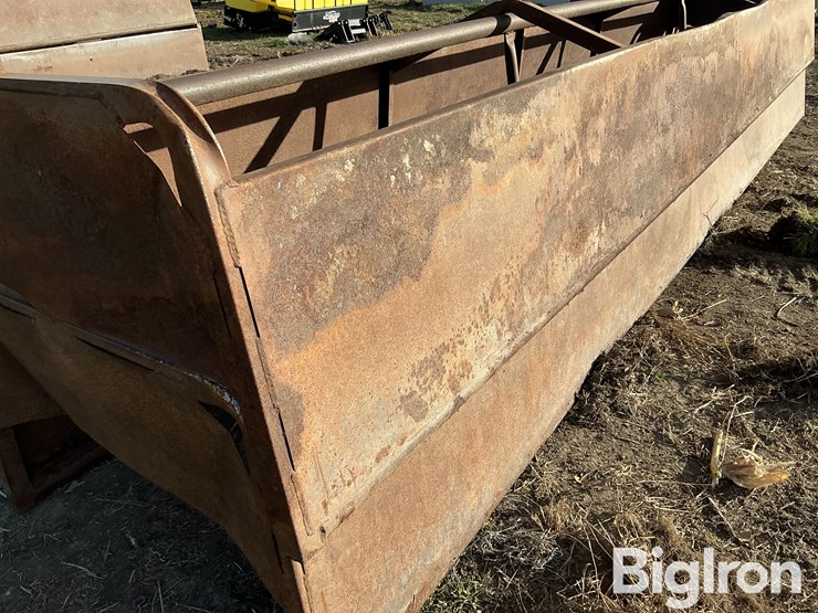 steel-bottomless-feed-bunks-image-16