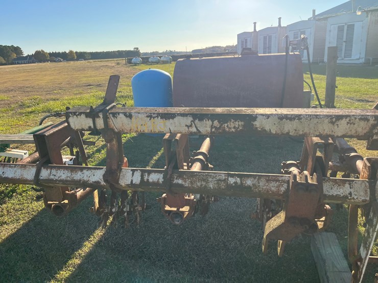 4-row-lillingston-rolling-cultivators-on-a-3.5”-x-3.5”-x-189”-diamond-bar,-located-at
1244-vandiford-thomas-rd-snow-hill-nc-call-252-531-8061-for-more-info.-image-5