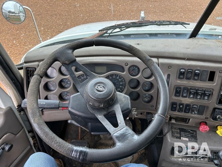 2006-mack-cxn613-vision-liquid-tender-truck-(pz14209,-unit-27926)-image-20