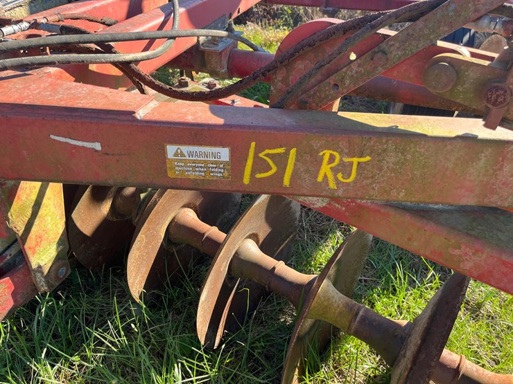 case-ih-3800-image-4