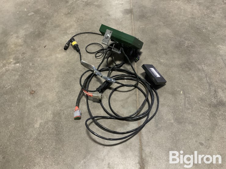 precision-planting-gen-2-20/20-monitor-w/switchbox-image-5