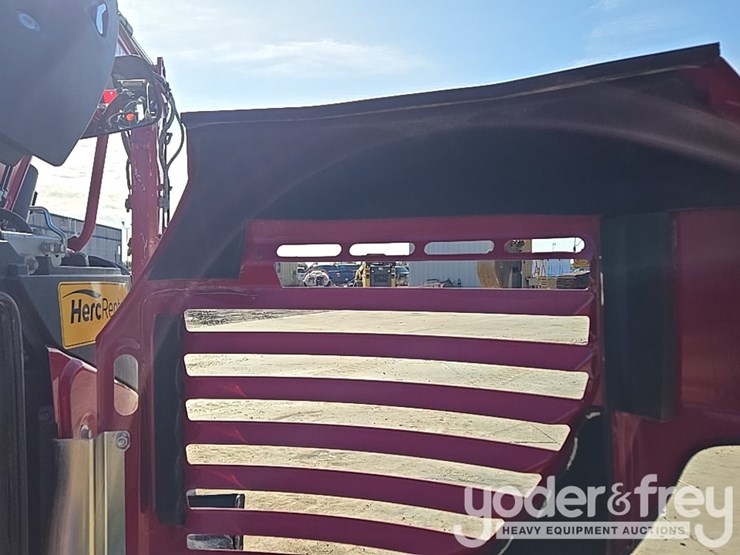 2022-yanmar-vio80-image-79