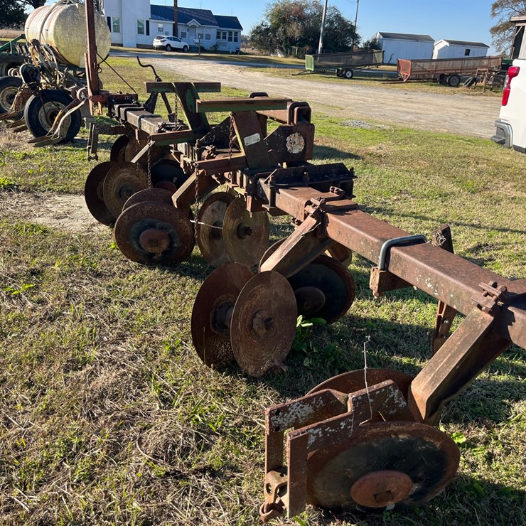 4 row W&A bedders, 42” rows, 4 injector knifes, 18’ x 4” x 7” toolbar, has some row marker parts, located at 276 Jonestown Rd. Snow Hill NC  call 252-531-8061 for more info