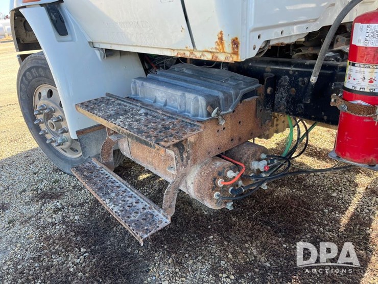 2011-ihc-4400-durastar-lp-truck-(jn3390,-unit-489)-image-45