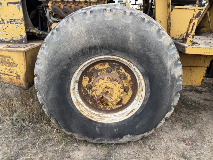 caterpillar-3208-image-31