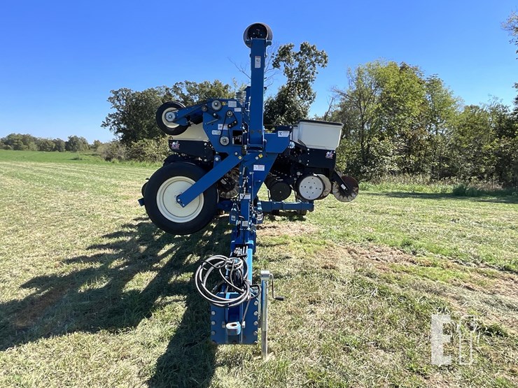 2013-kinze-3600-image-8