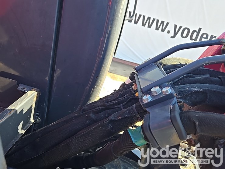 2022-yanmar-vio80-image-48