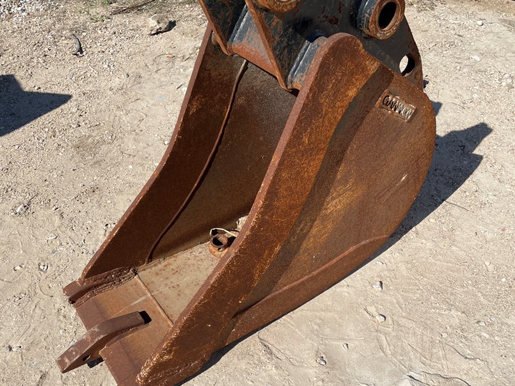 #6346-•-gannon-excavator-bucket-image-2