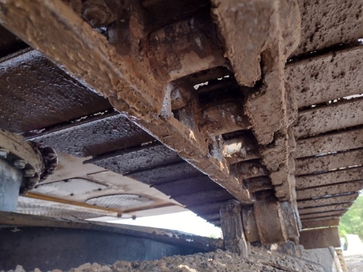 deere-250g-lc-image-39