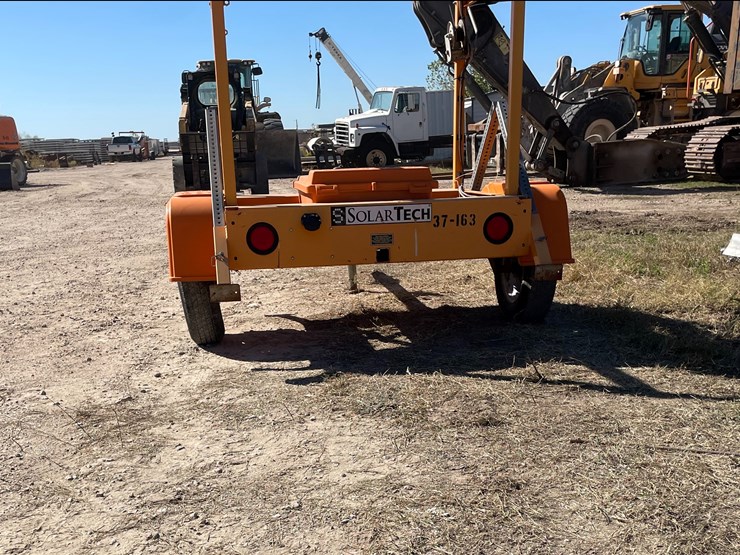 #6314-•-2018-solar-tech-arrow-board-(trailer-#37163),-no-title-image-2