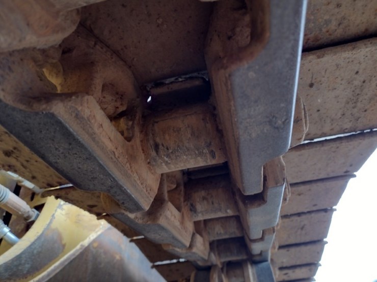 caterpillar-14-image-47