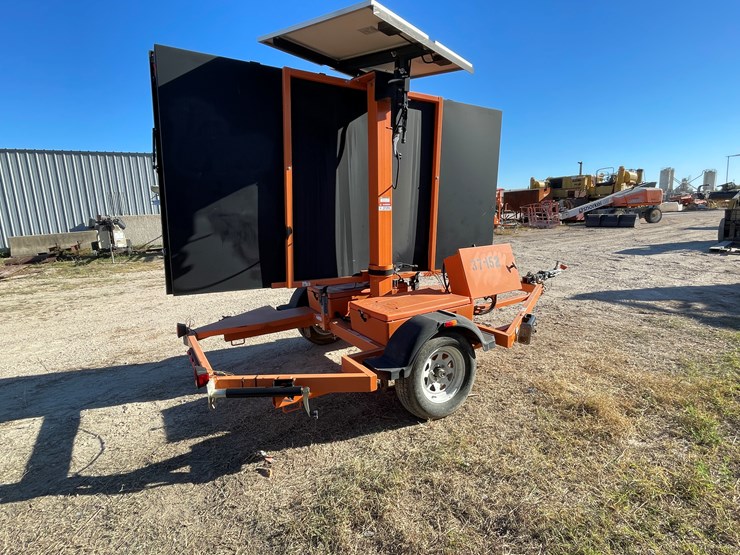 #6302-•-2018-vermac-message-board-(trailer-#37152)-(no-title)-image-4