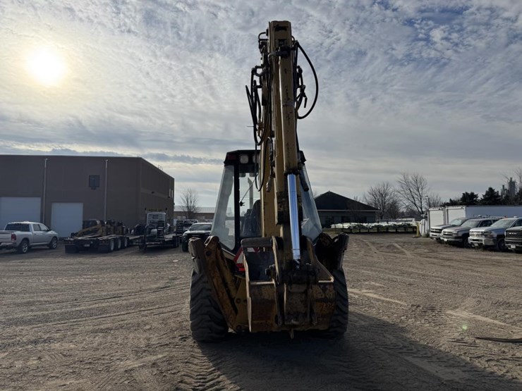 caterpillar-416b-image-4