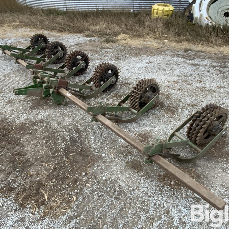 Brillion 6R30 Crust Crusher Cultipacker