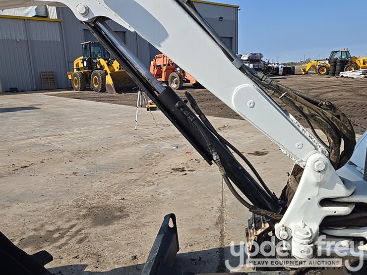 bobcat-331g-image-35