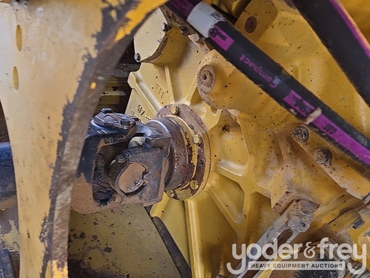 2016-caterpillar-950m-image-50