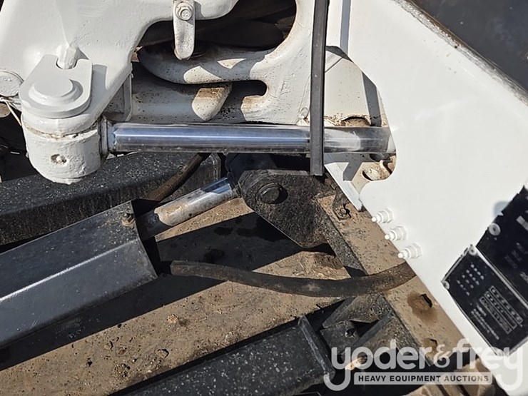 bobcat-331g-image-37