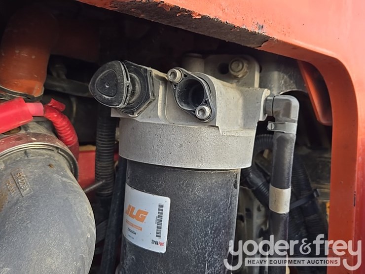 2016-sky-trak-8042-image-98