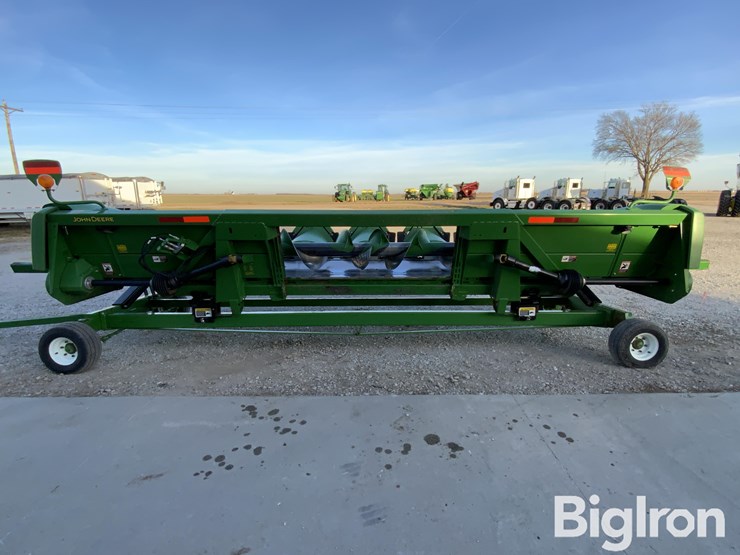 2010-john-deere-608c-image-6
