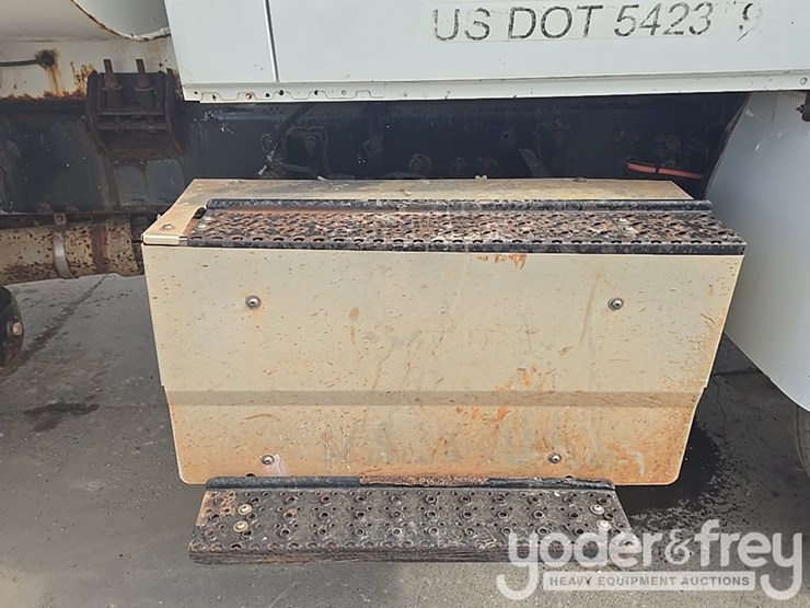 2015-international-4300-sba-image-67