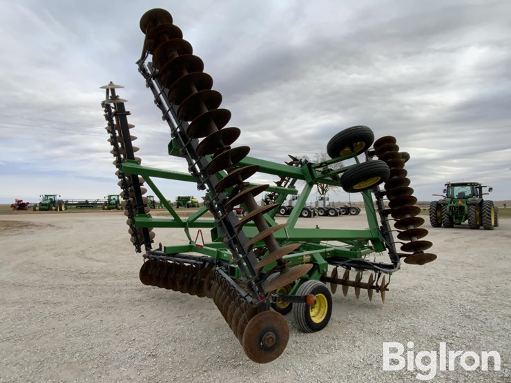 john-deere-630-image-5