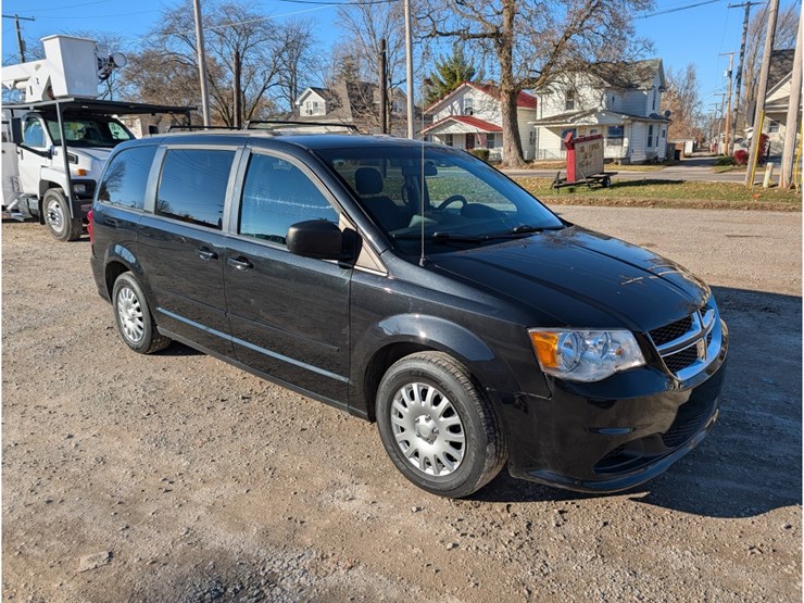 2012-dodge-grand-caravan-image-3
