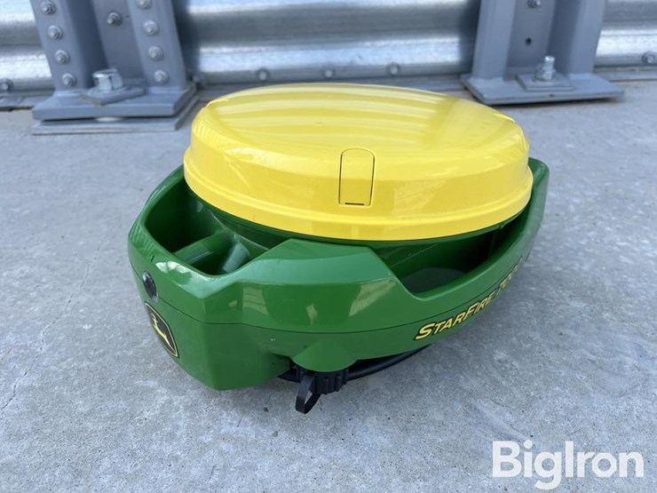 john-deere-7000-image-1