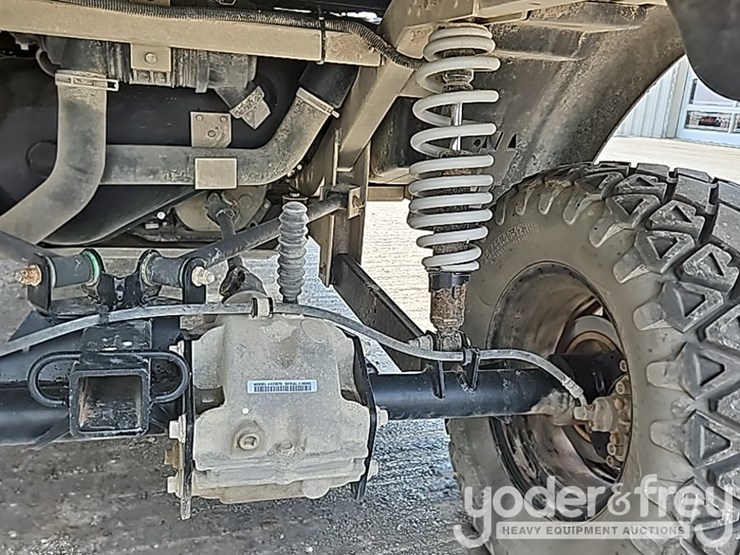 2019-club-car-carryall-1700-image-22