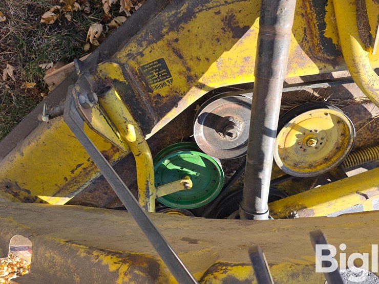 john-deere-272-image-10