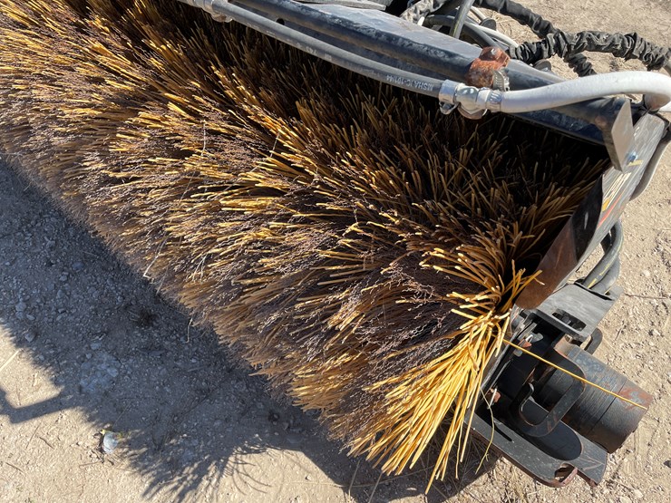 #6329-•-cat-84"-broom-sweeper-image-6