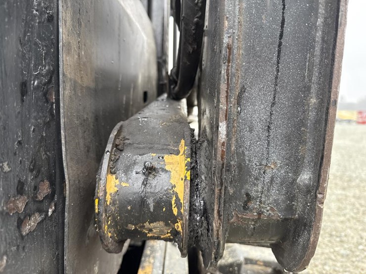 new-holland-lx885-image-28